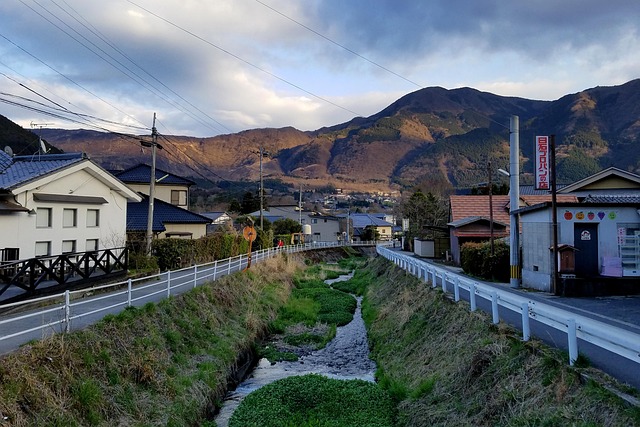 1. 由布院で子連れにおすすめの宿はどこですか？